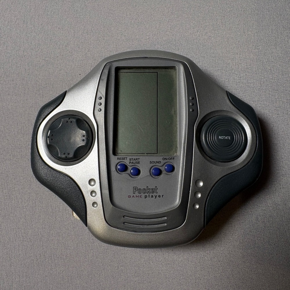 Pocket Game Player Handheld Electronic Game Silver Gray Retro Vintage Tested